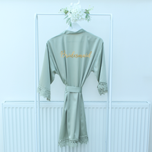 Load image into Gallery viewer, Personalised Wedding Robe - Role
